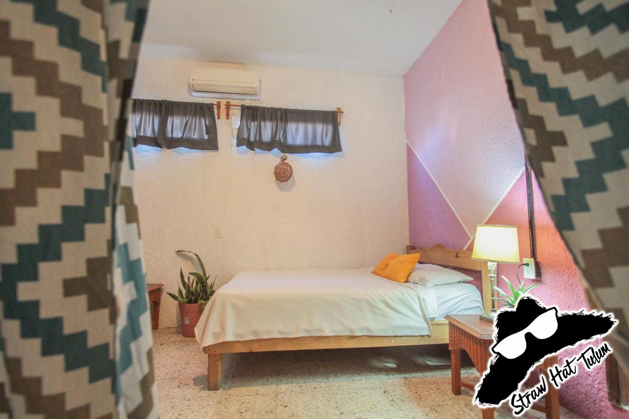 Straw Hat Hostel & Rooftop Bar Tulum Exterior photo