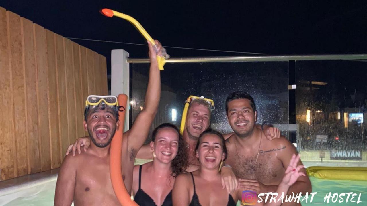 Straw Hat Hostel & Rooftop Bar Tulum Exterior photo