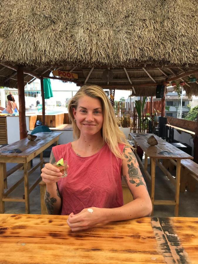 Straw Hat Hostel & Rooftop Bar Tulum Exterior photo